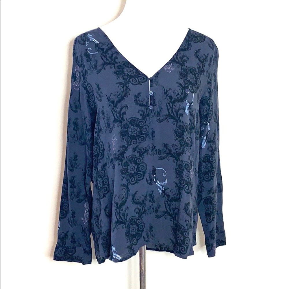 Hinge Navy Floral Seahorse Blouse